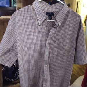 Docker's plaid short sleeve  button down shirt
